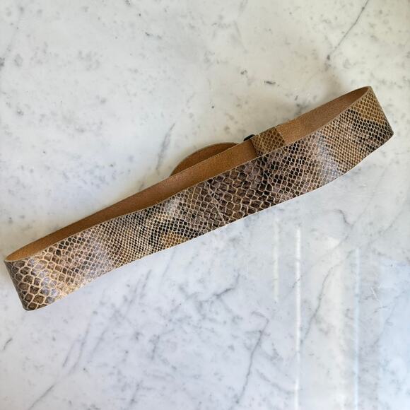 Chico’s Genuine Leather Snakeskin Print Belt Oval Buckle Size Small - Picture 2 of 7
